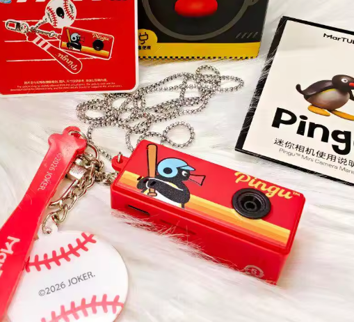 Pingu Pocket Camera